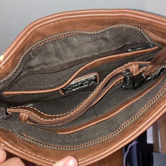 Trinity Ranch Leather Fringe Conceal Carry Purse - Picture 4 of 7